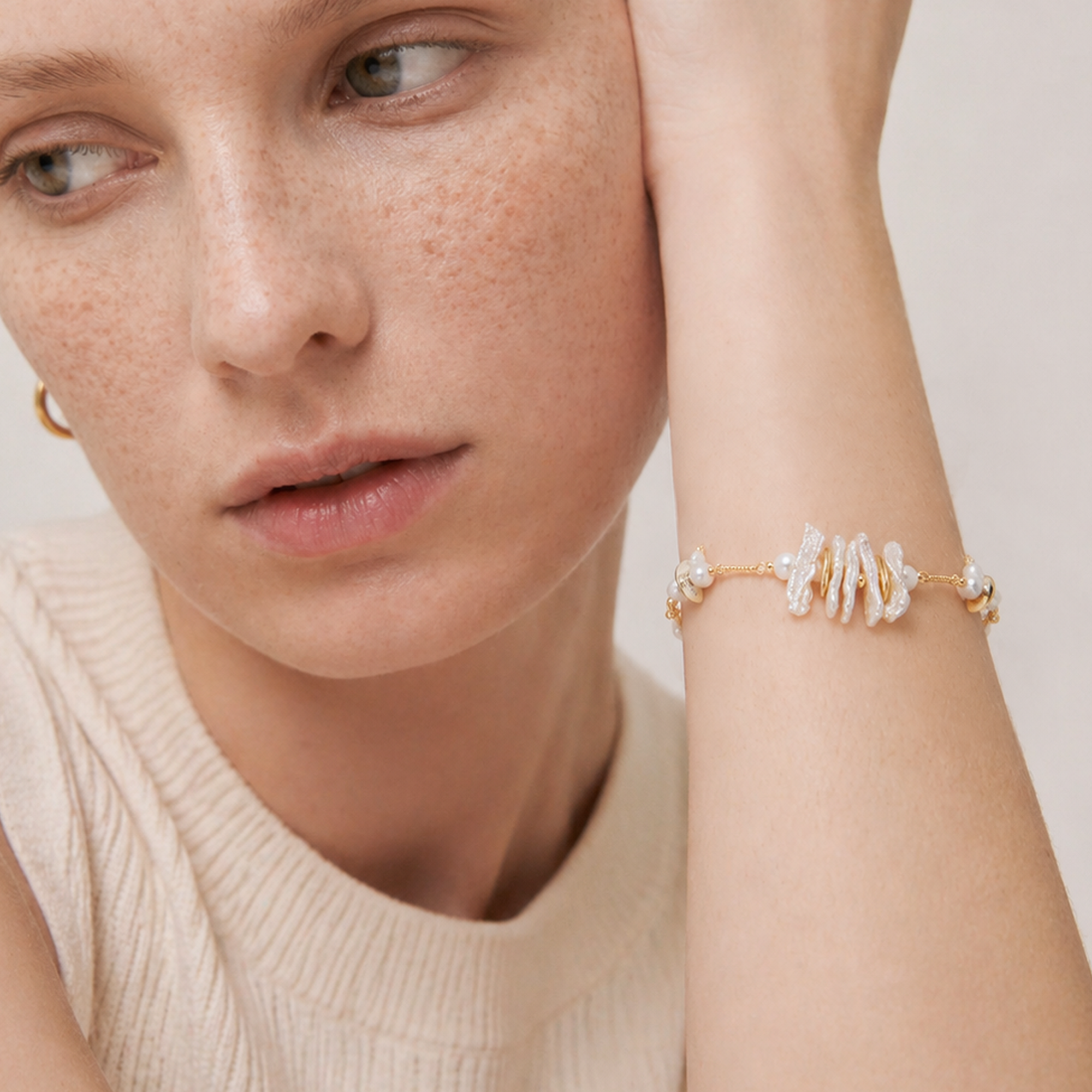 Lumi Baroque Pearl Bracelet