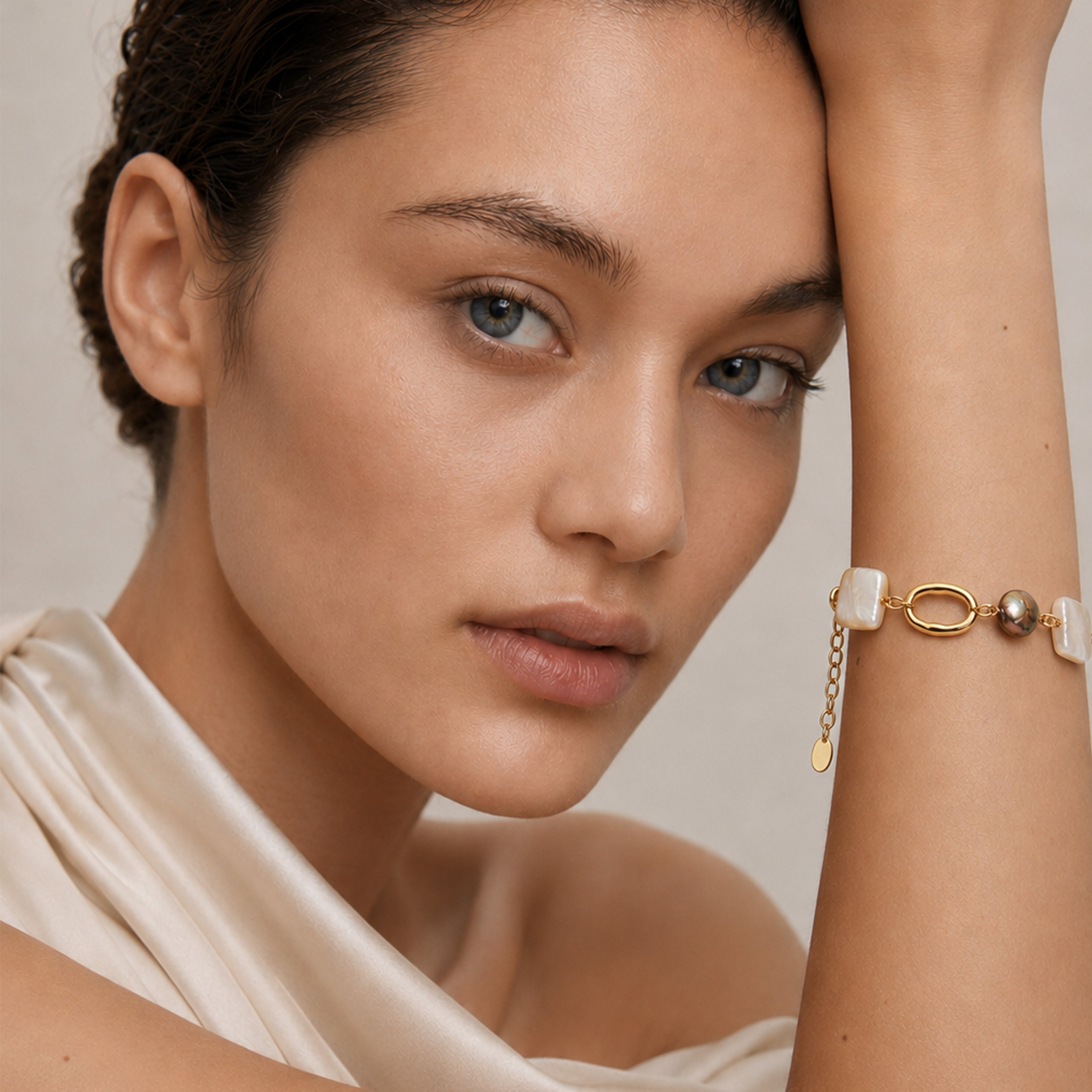 Coralie Shell Bracelet
