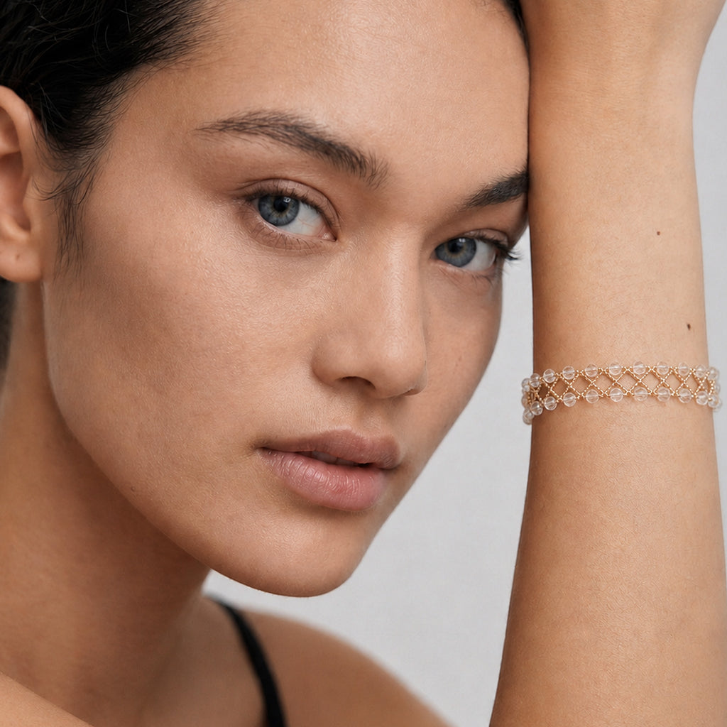 Pulsera de barra de oro y circonitas cúbicas
