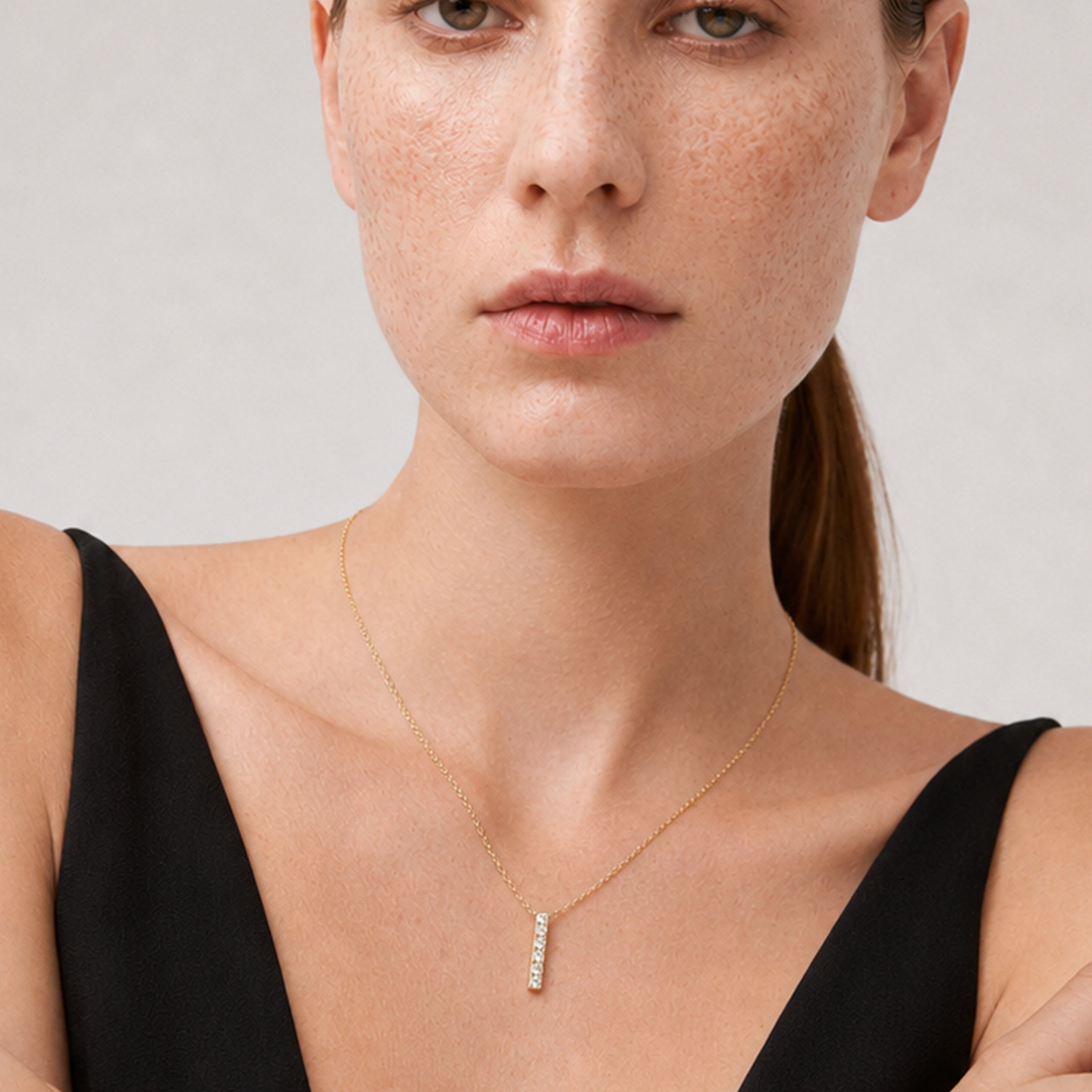Zircon Bar Necklace