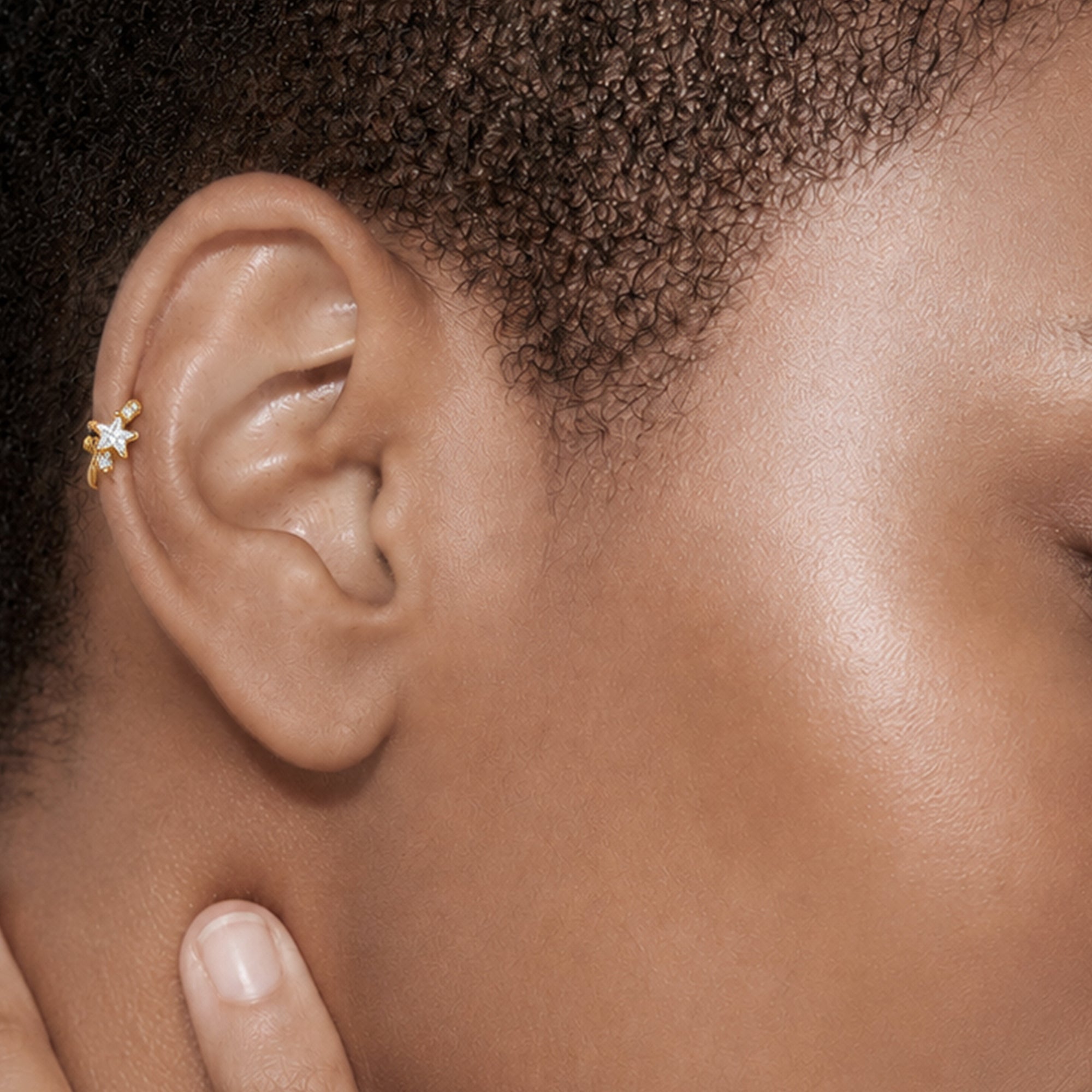 Star Zircon Huggie Earring