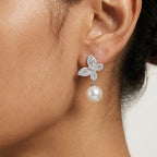 Pendientes colgantes de perlas con mariposa y cristales