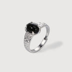 Elegante Anillo de Plata con Ónix Negro