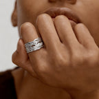 Anillo Abierto de Pluma en Plata de Ley