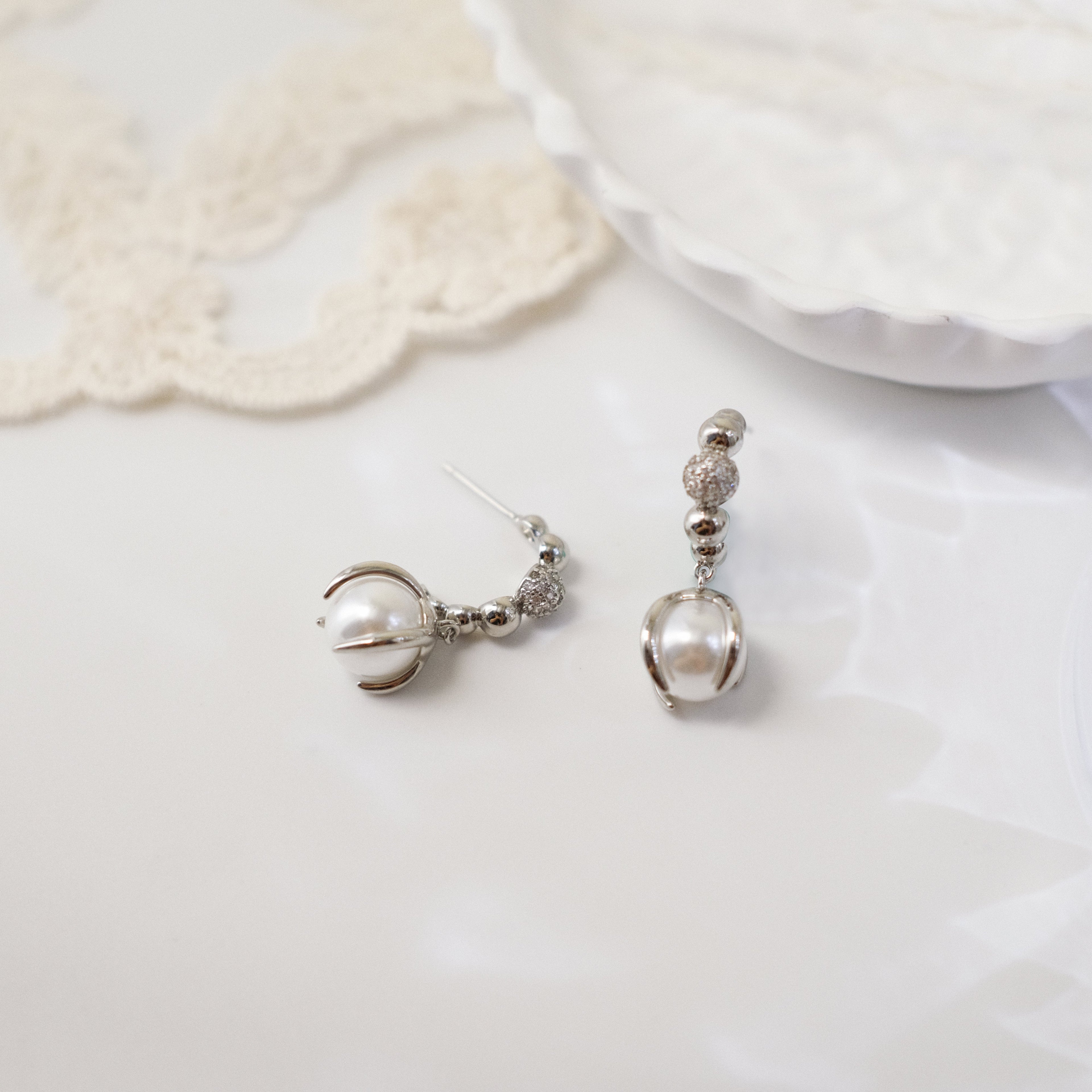 Stunning Sterling Silver Pearl Drop Earrings with Sparkling Accents: Effortless Glam!