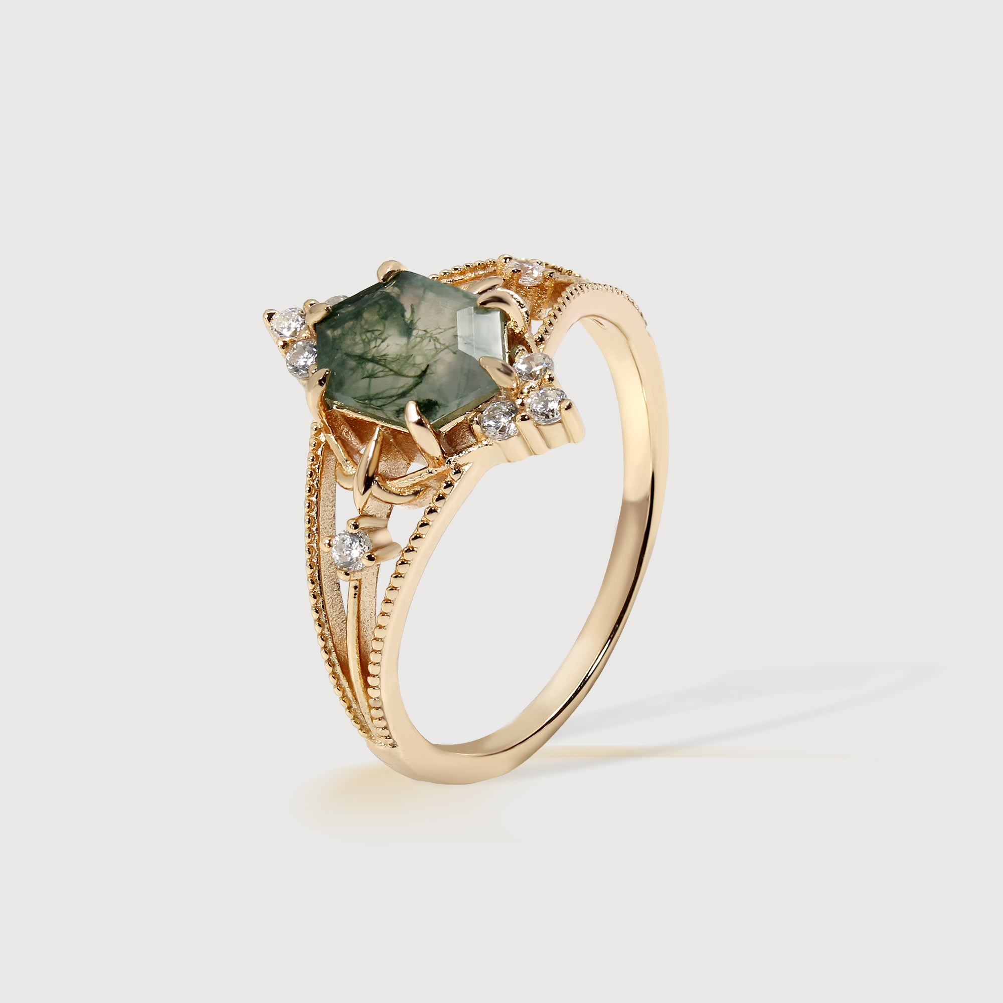 Anillo de ágata verdosa
