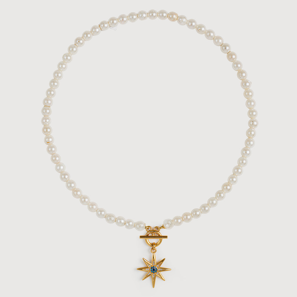 Elegante Collar de Perlas con Dije de Estrella