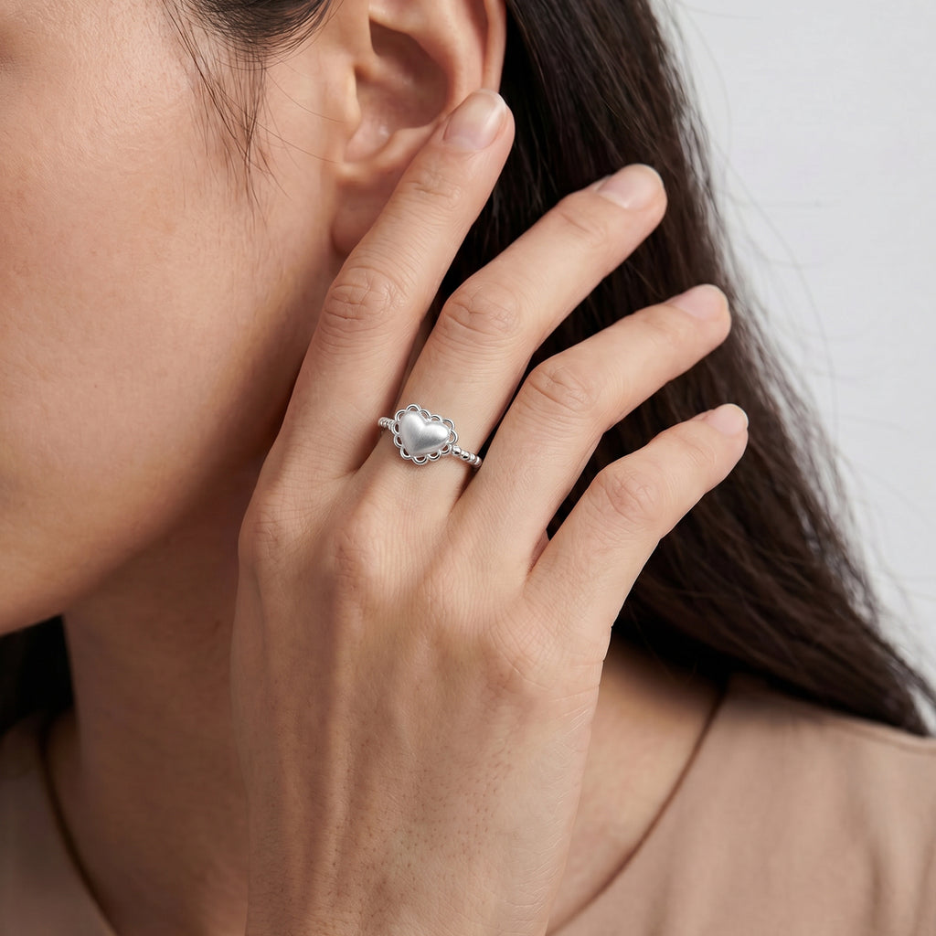 Amorette Halo Ring