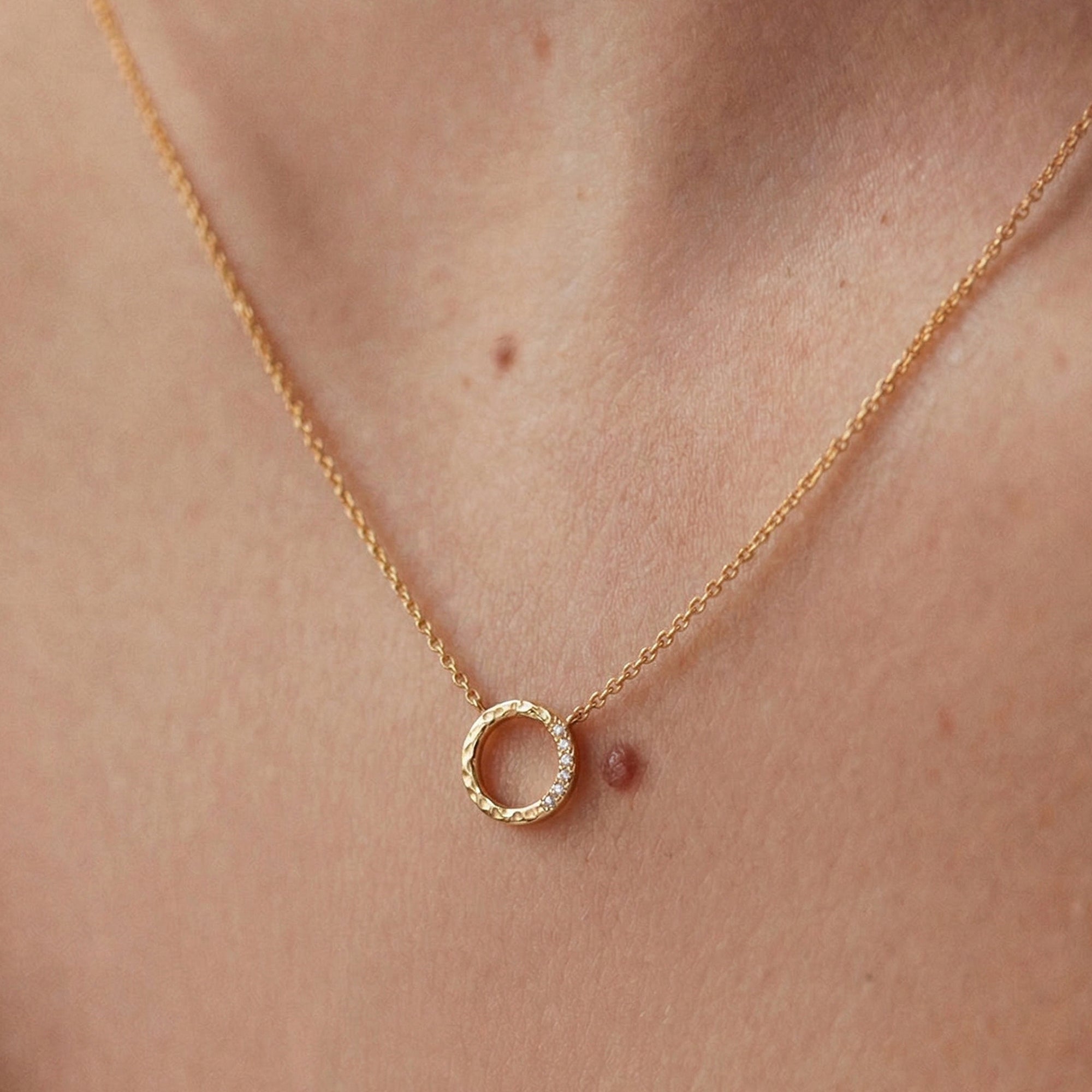 Orbit Gleam Necklace
