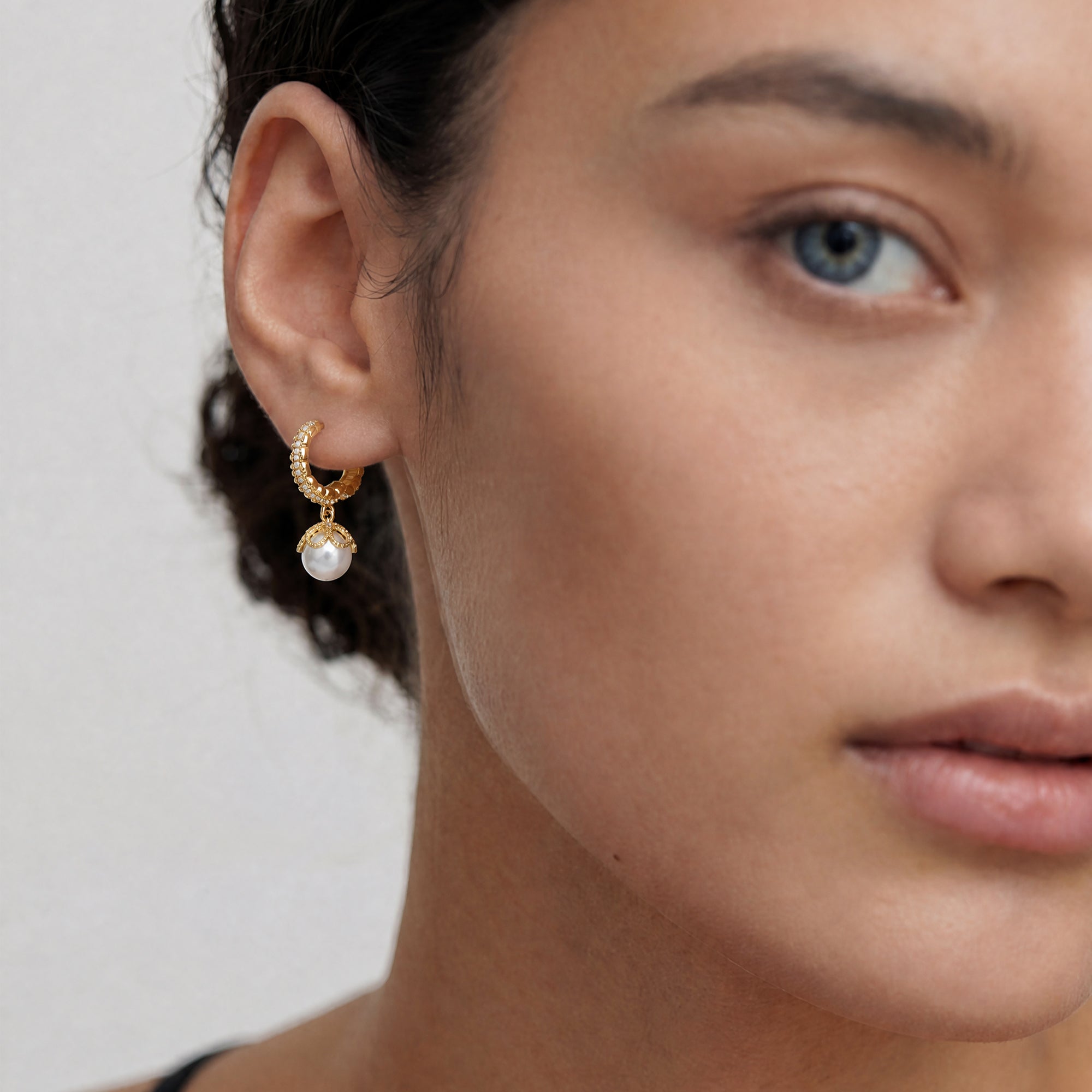 Maribel Pearl Earrings