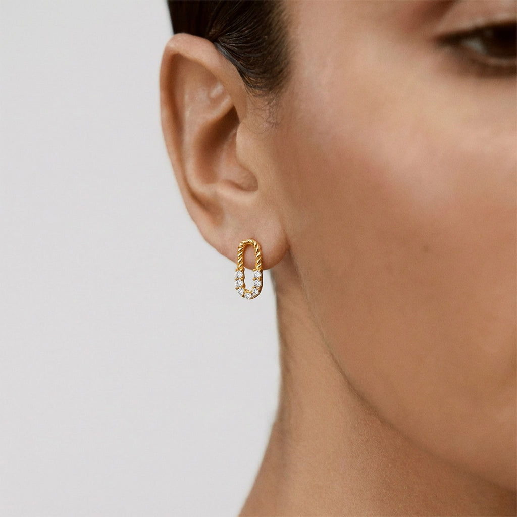 Pendientes de tuerca Celine Twist