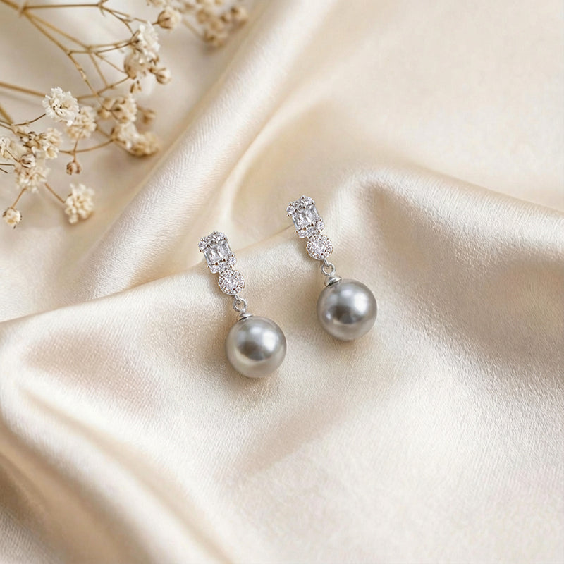 Elegant Pearl Drop Earrings with Sparkling Accents: Perfect Bridal or Formal Accessory!