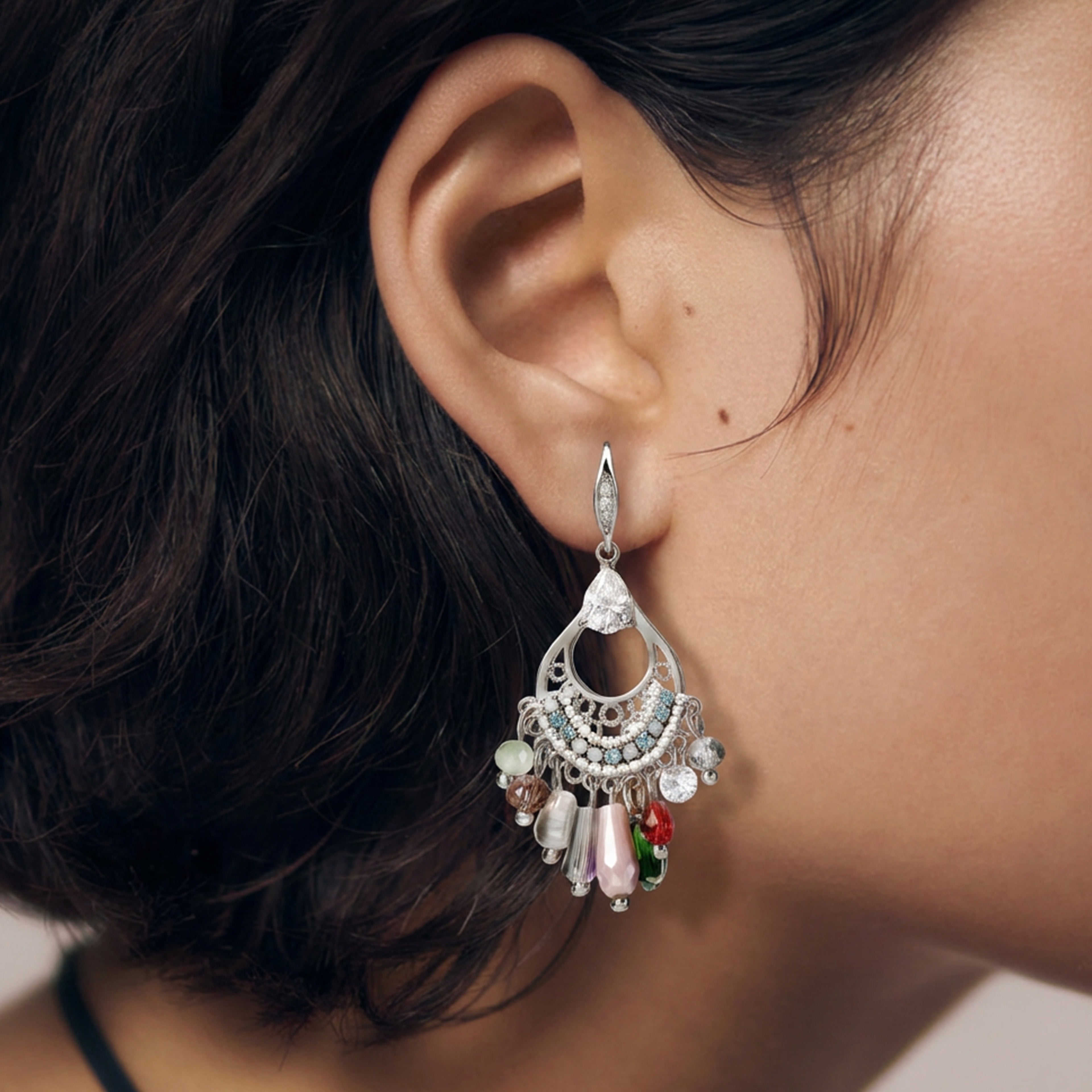 Pendientes colgantes de cristal con dije