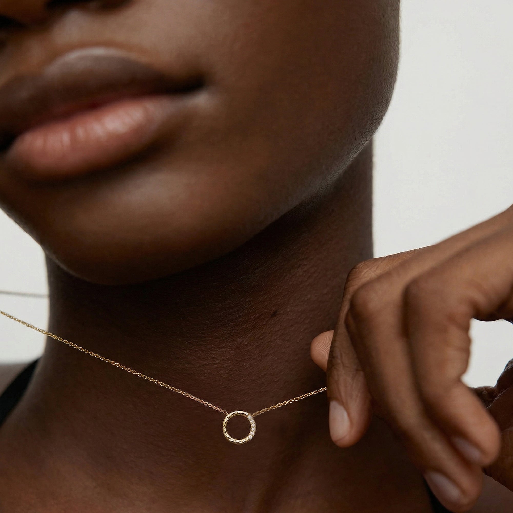 Orbit Gleam Necklace