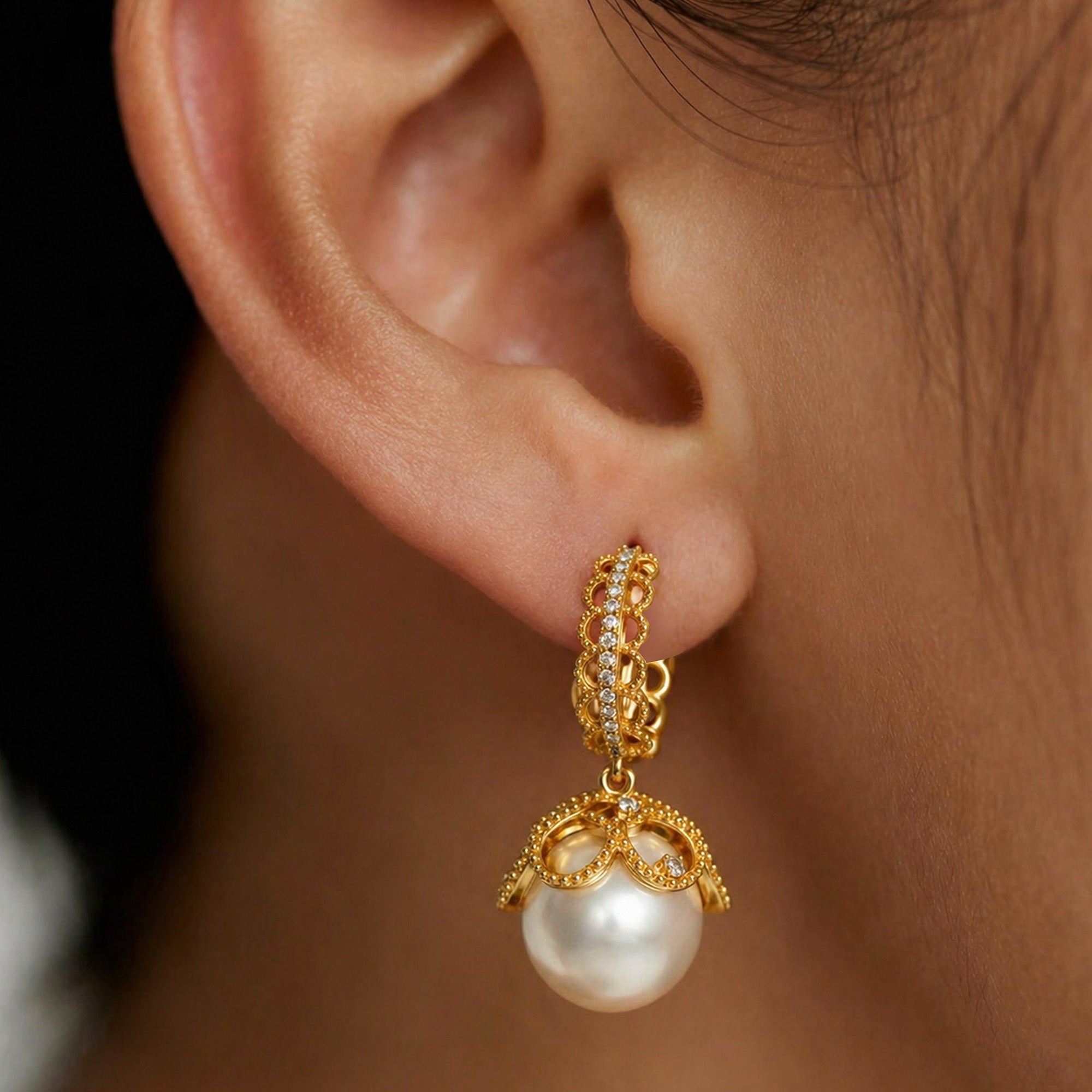 Maribel Pearl Earrings