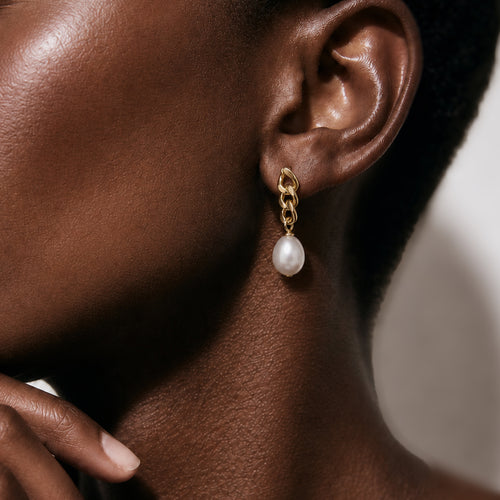 Calista Chain Pearl Drops