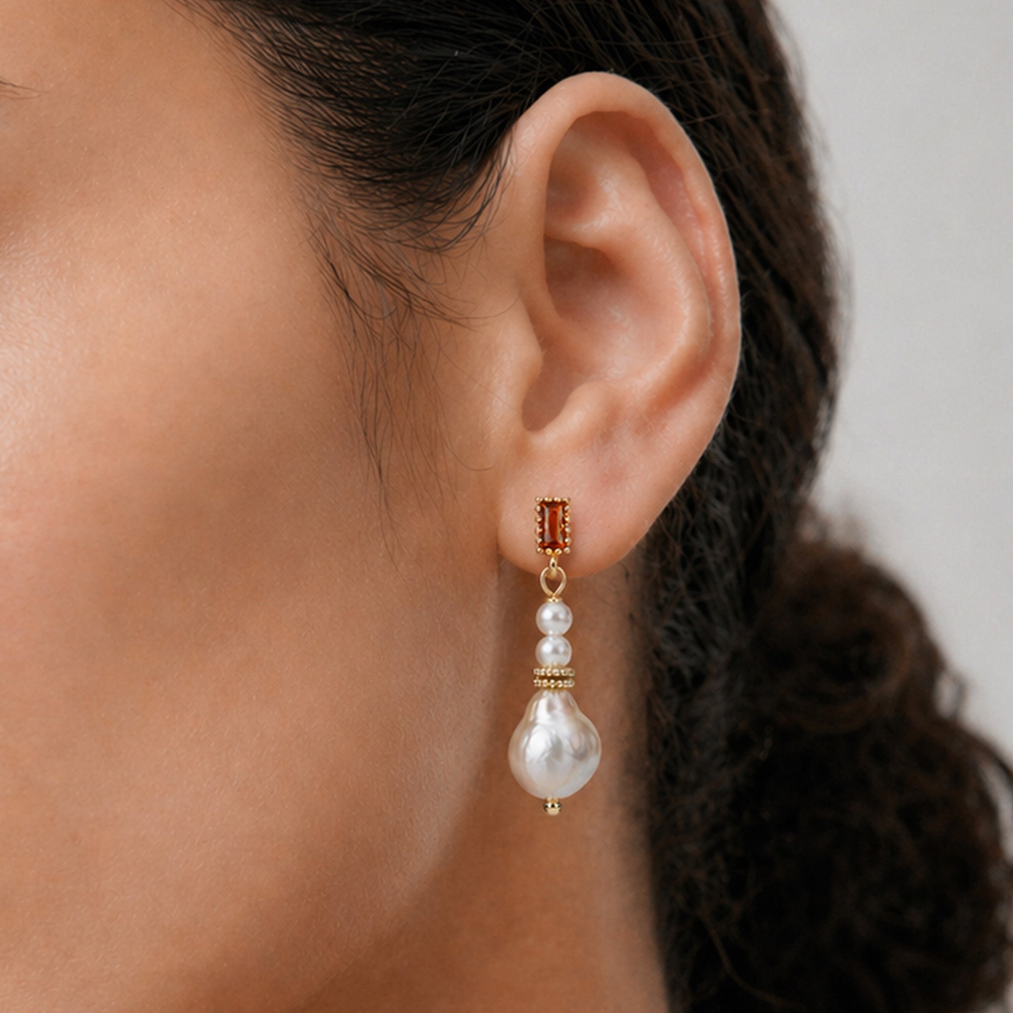 Roselle Pearl Earrings