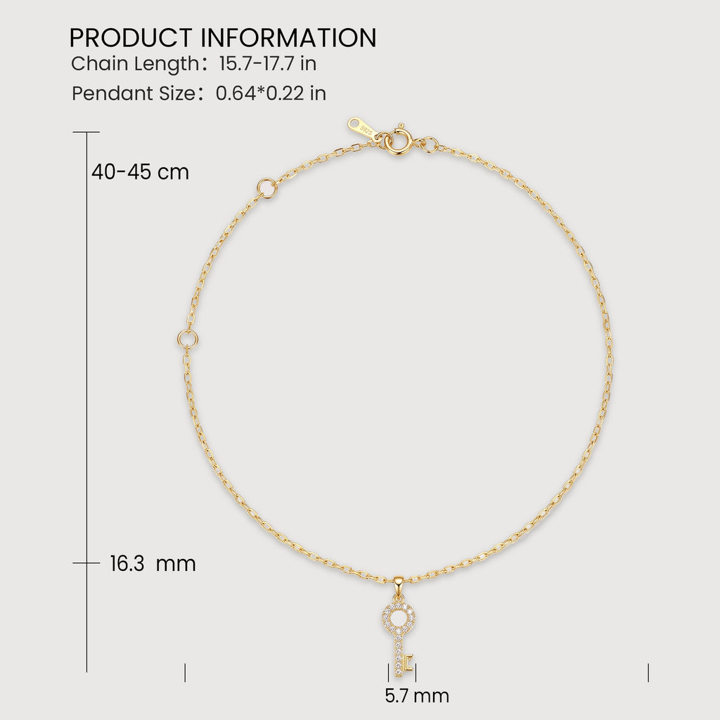 Collar de diamantes con dije de llave